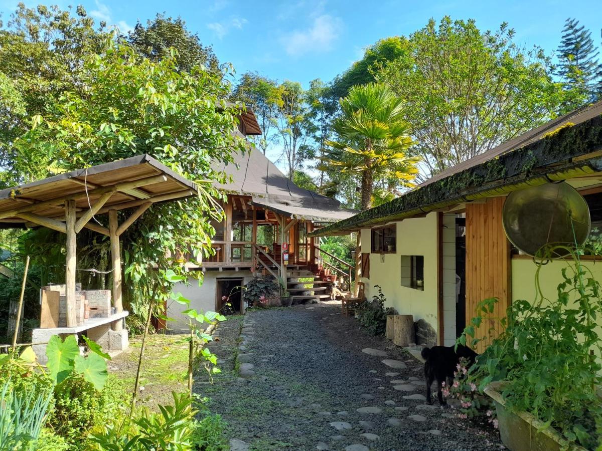 Hosteria La Roulotte - Mindo Extérieur photo