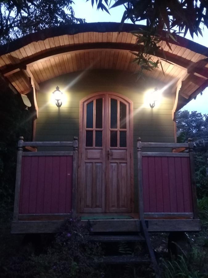 Hosteria La Roulotte - Mindo Extérieur photo
